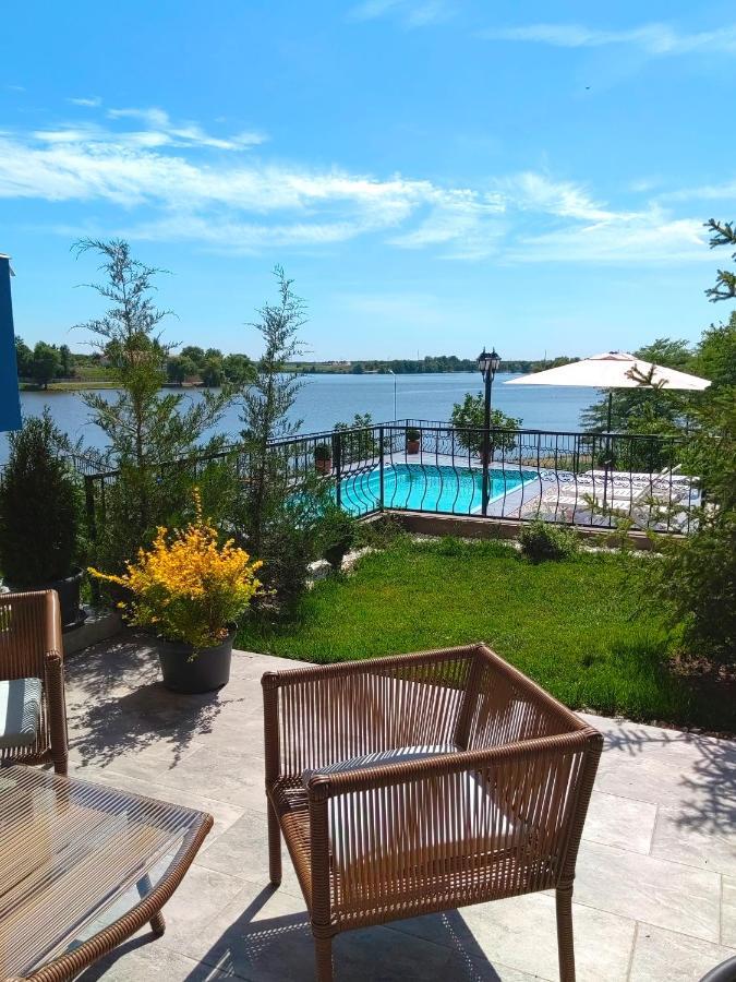 Tincabesti Snagov Lakeview Residences מראה חיצוני תמונה